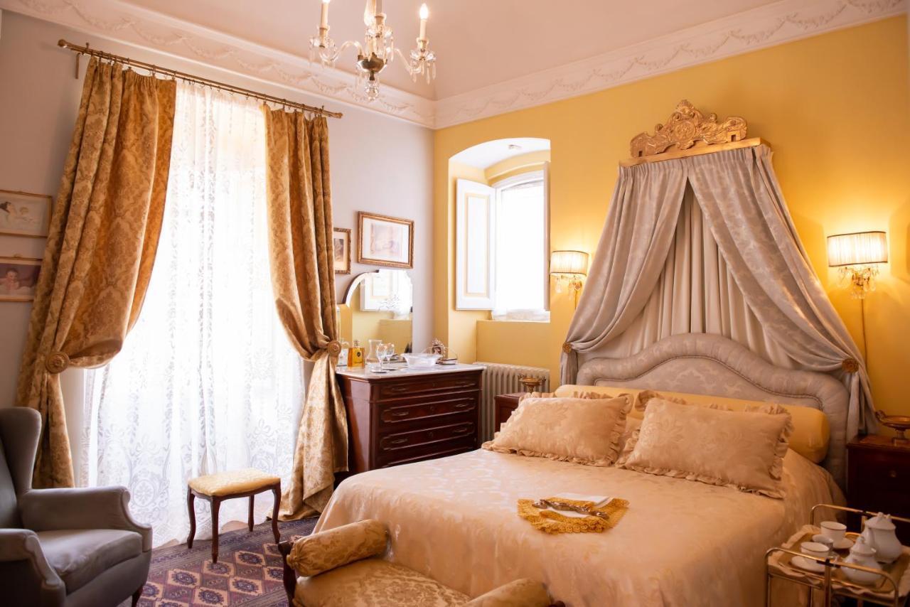 Casa Isabella B&B Рокка-Сан-Джованни Экстерьер фото