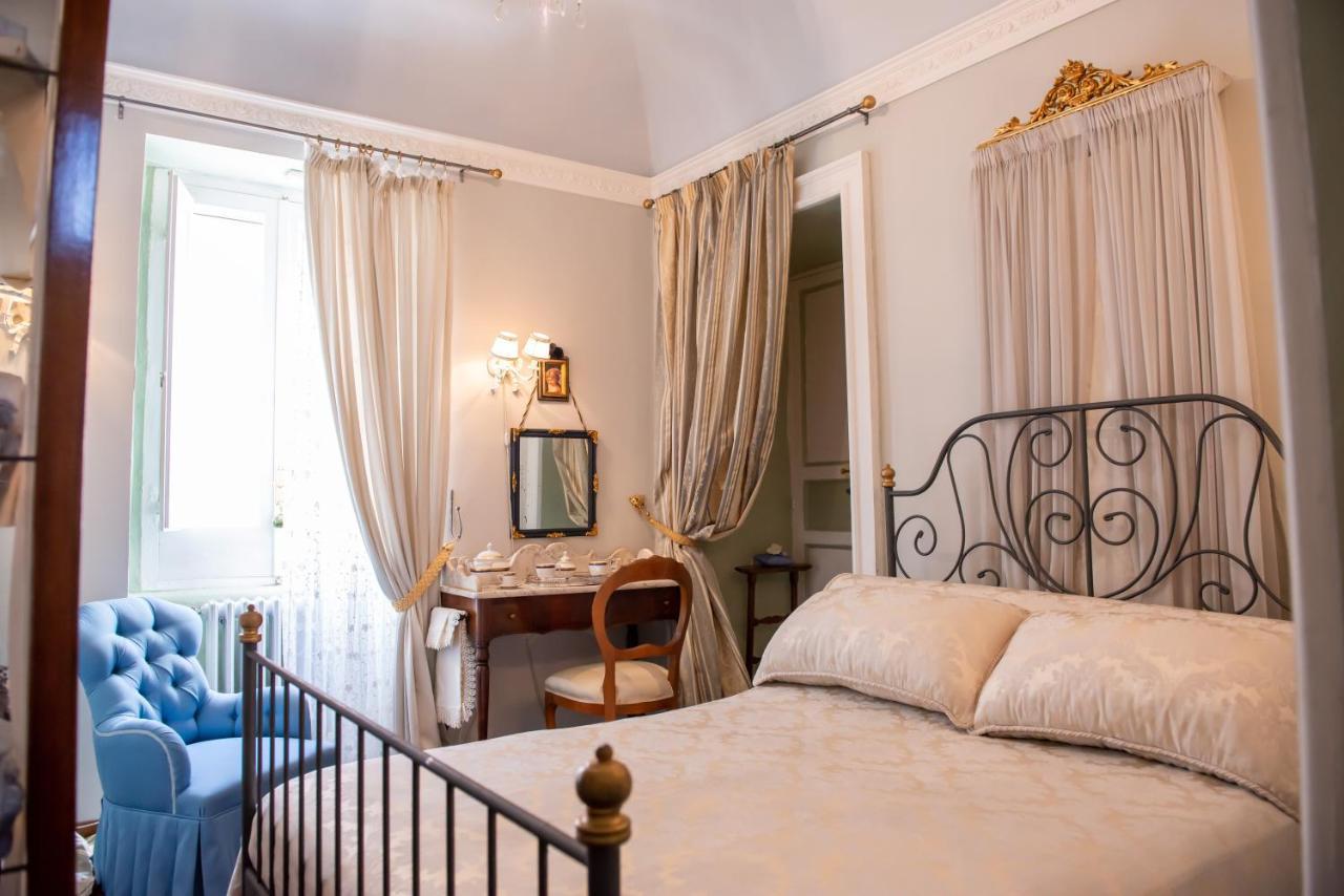Casa Isabella B&B Рокка-Сан-Джованни Экстерьер фото