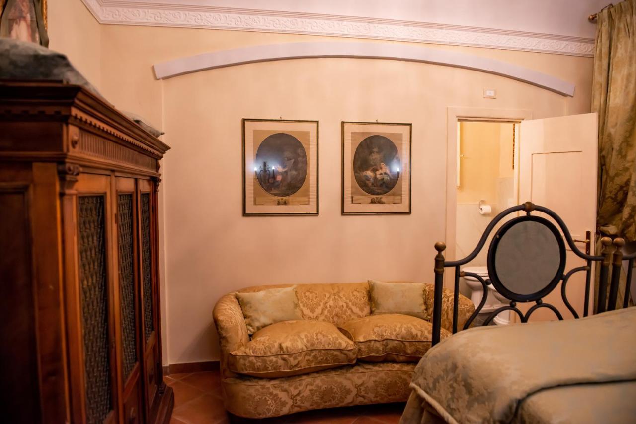 Casa Isabella B&B Рокка-Сан-Джованни Экстерьер фото