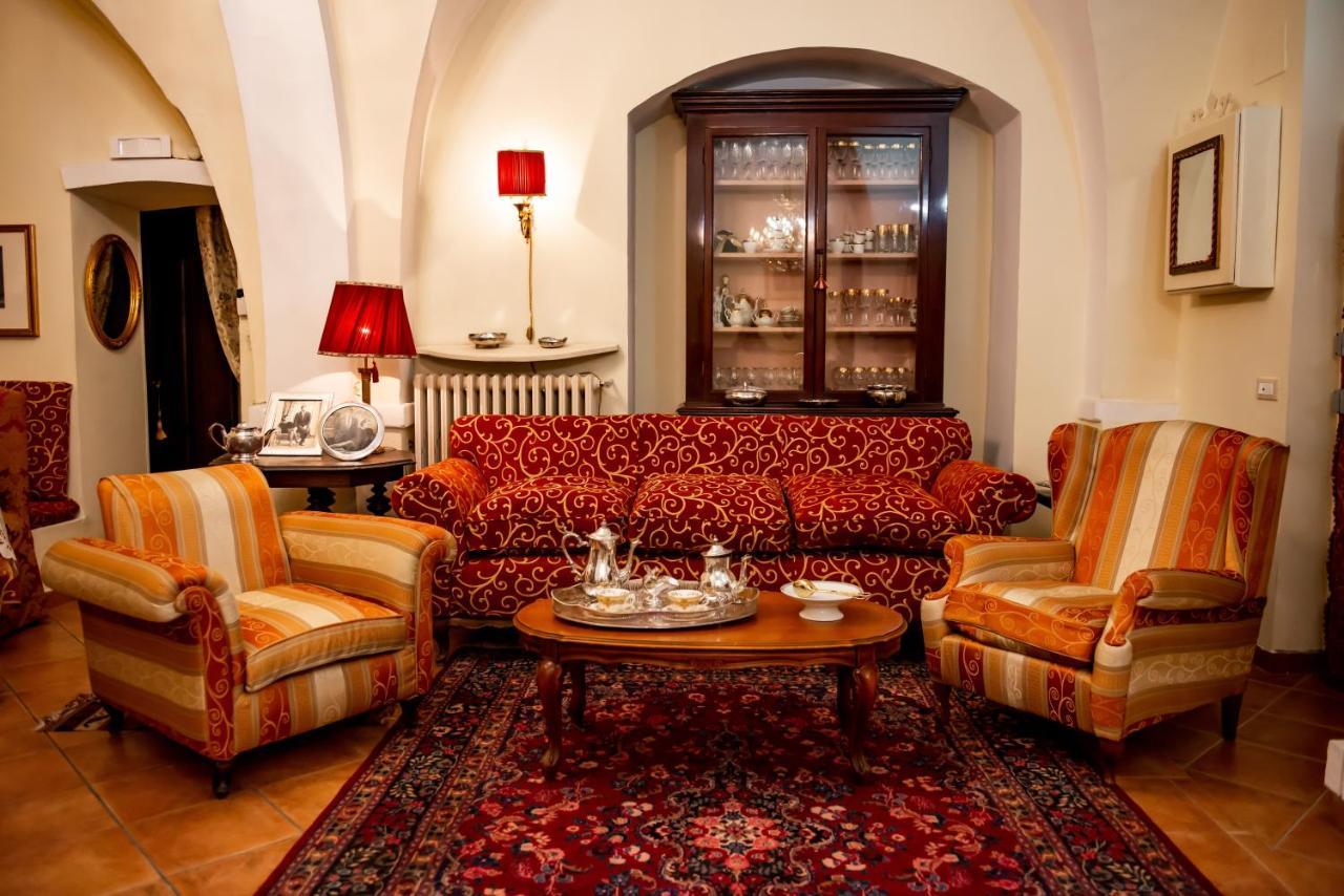 Casa Isabella B&B Рокка-Сан-Джованни Экстерьер фото