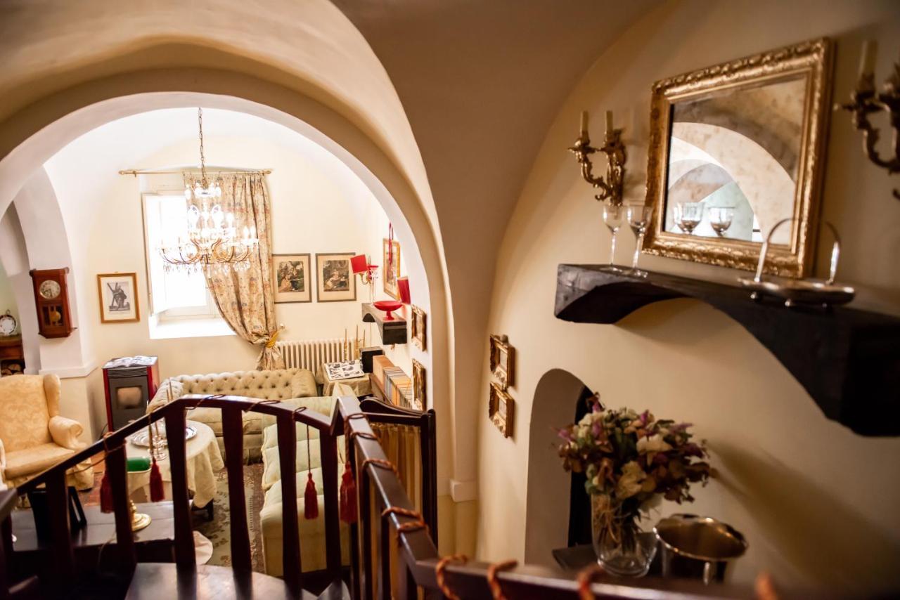 Casa Isabella B&B Рокка-Сан-Джованни Экстерьер фото