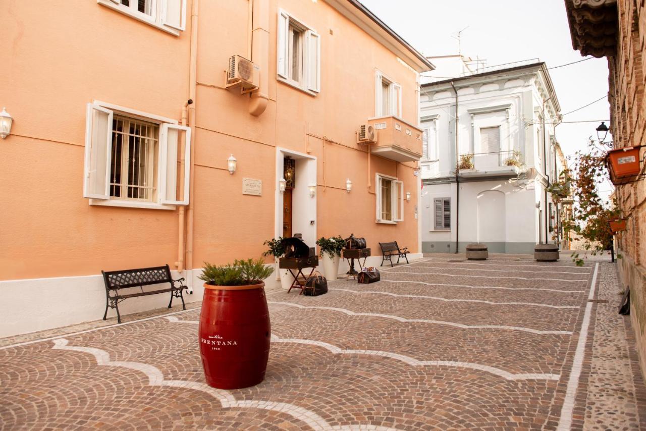 Casa Isabella B&B Рокка-Сан-Джованни Экстерьер фото