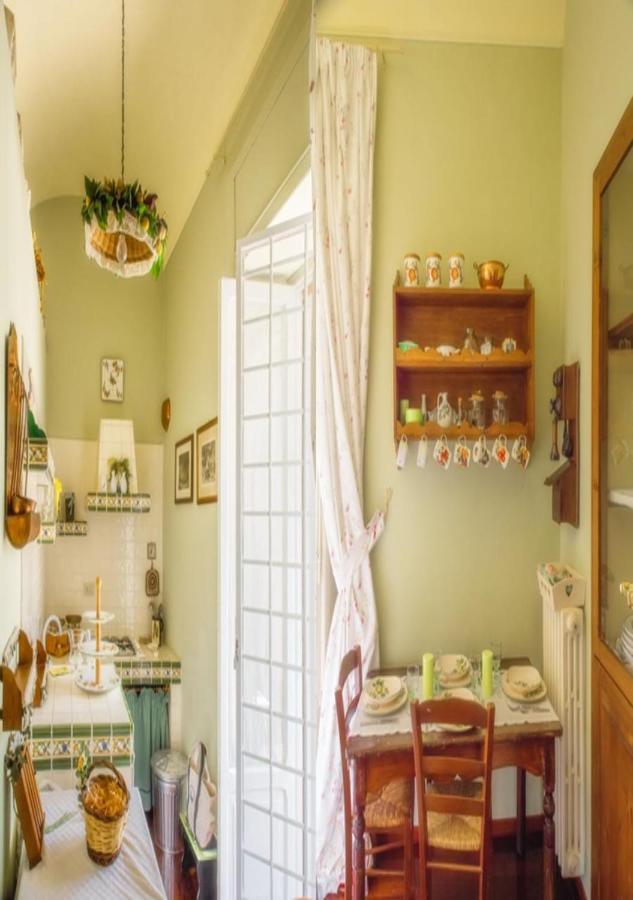 Casa Isabella B&B Рокка-Сан-Джованни Экстерьер фото