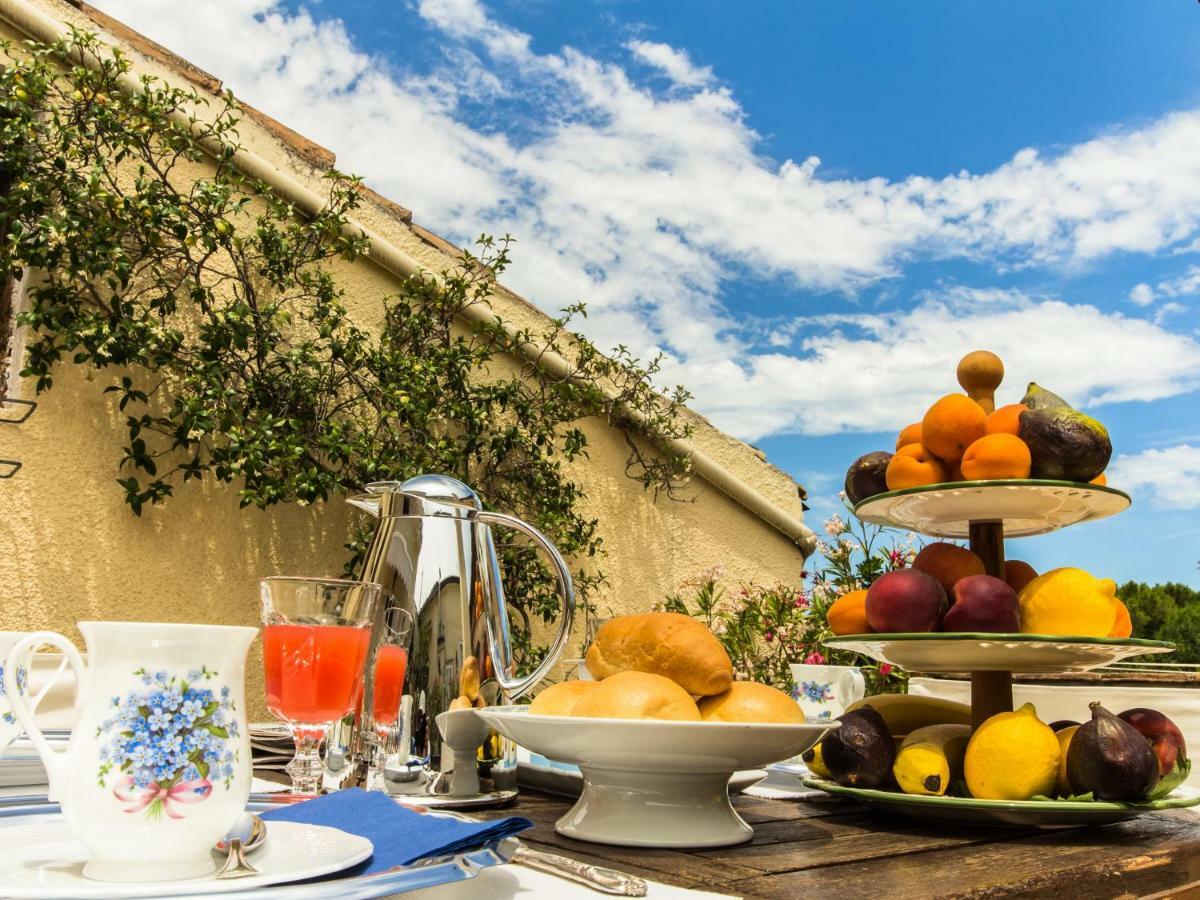 Casa Isabella B&B Рокка-Сан-Джованни Экстерьер фото